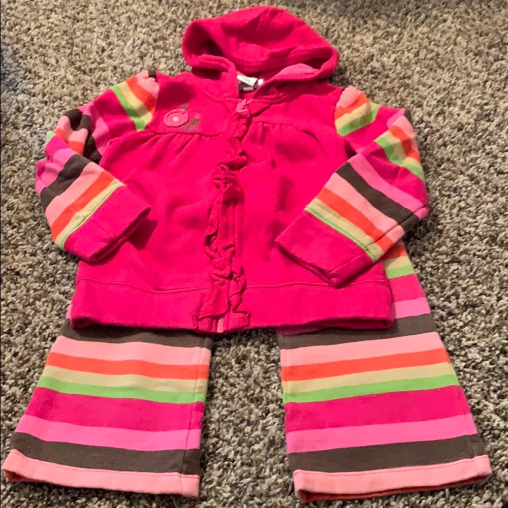 Sweatsuit with zip hoodie
